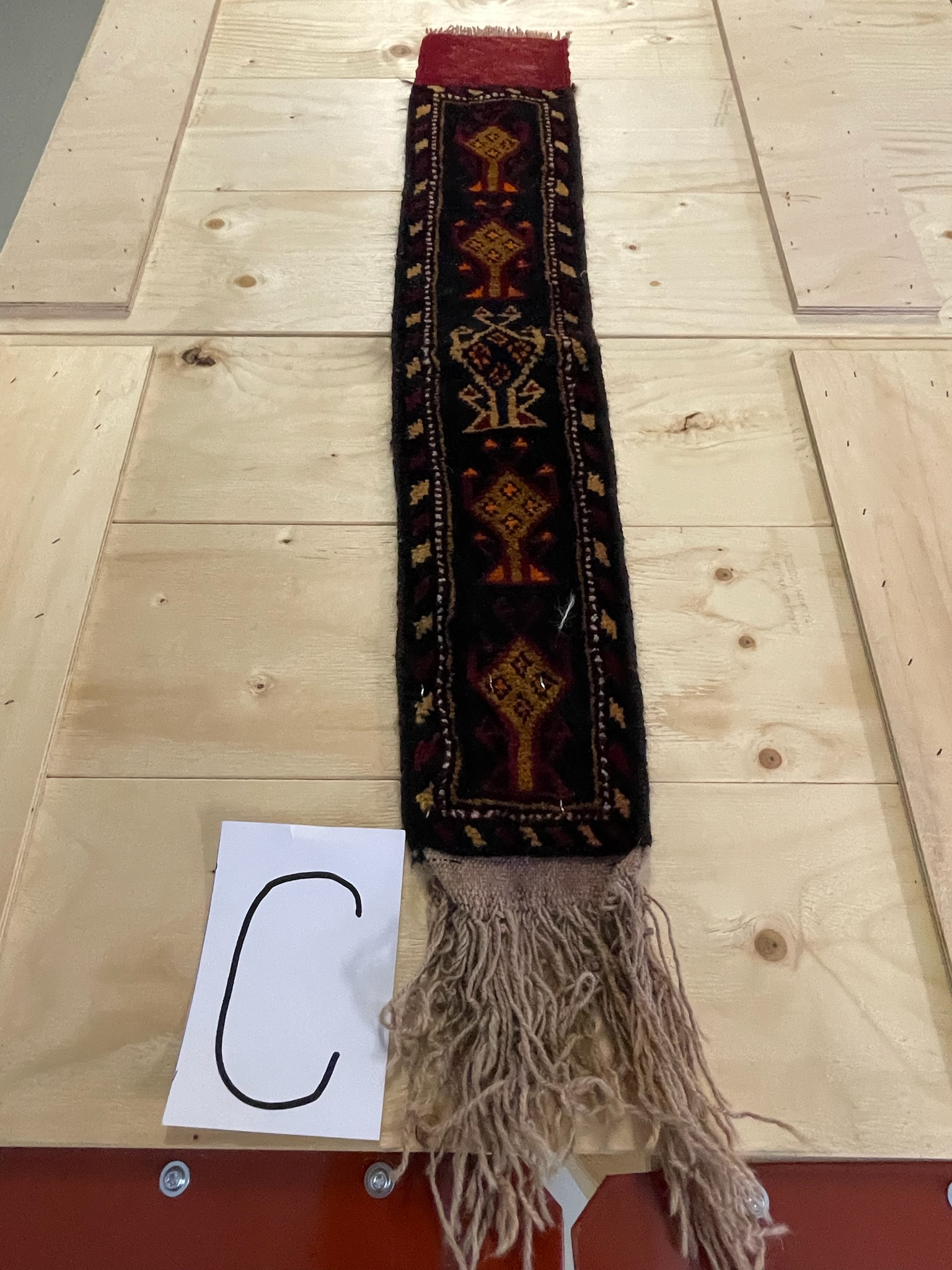 Beloutsch Bänder